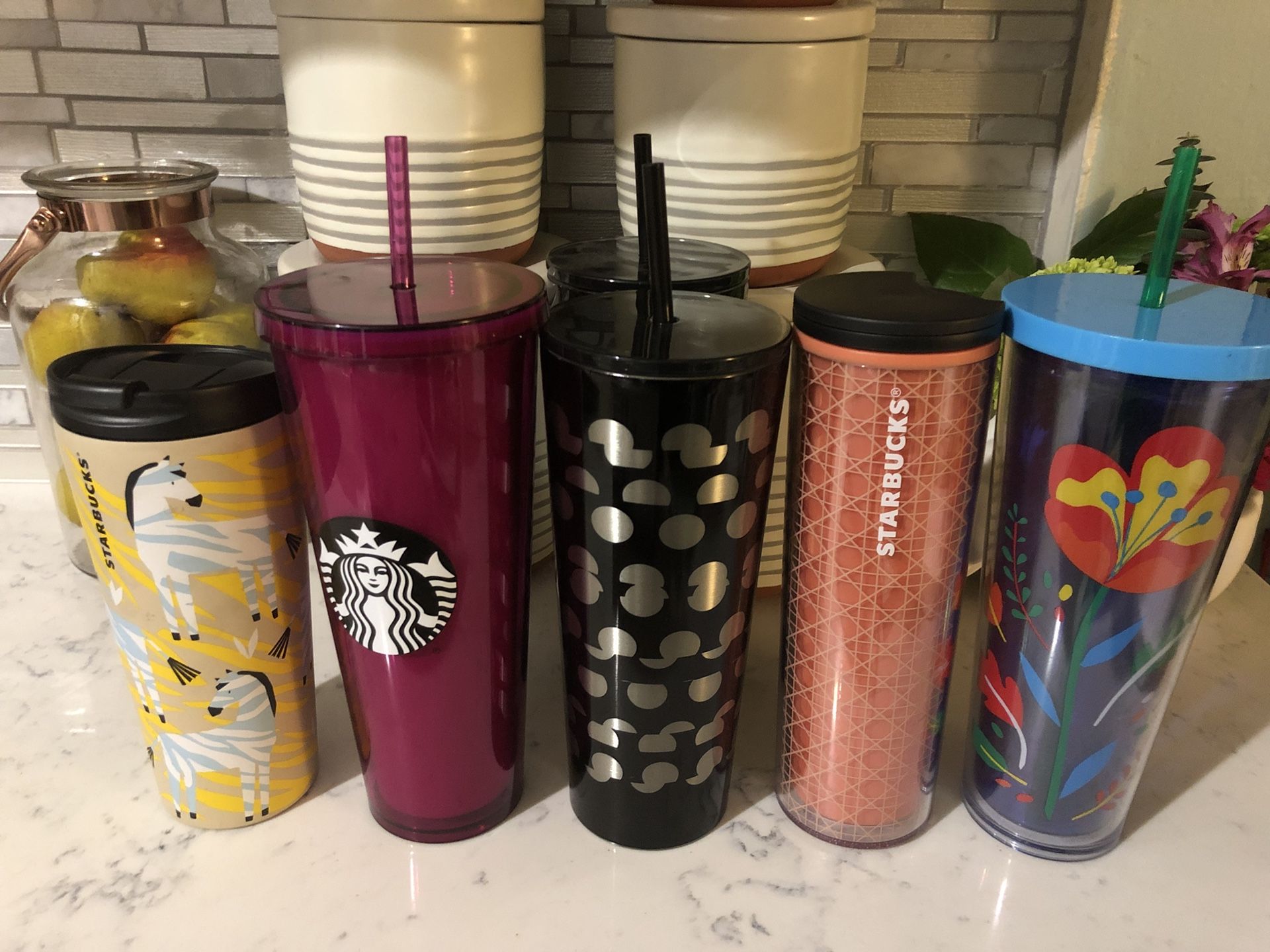 New Starbucks cups coffee/tumblers