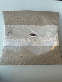 Floating burial URN