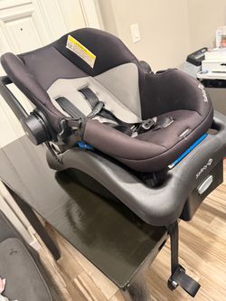 Safety 1st car seat with base