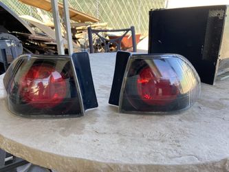 99-02 Honda Accord tail lights