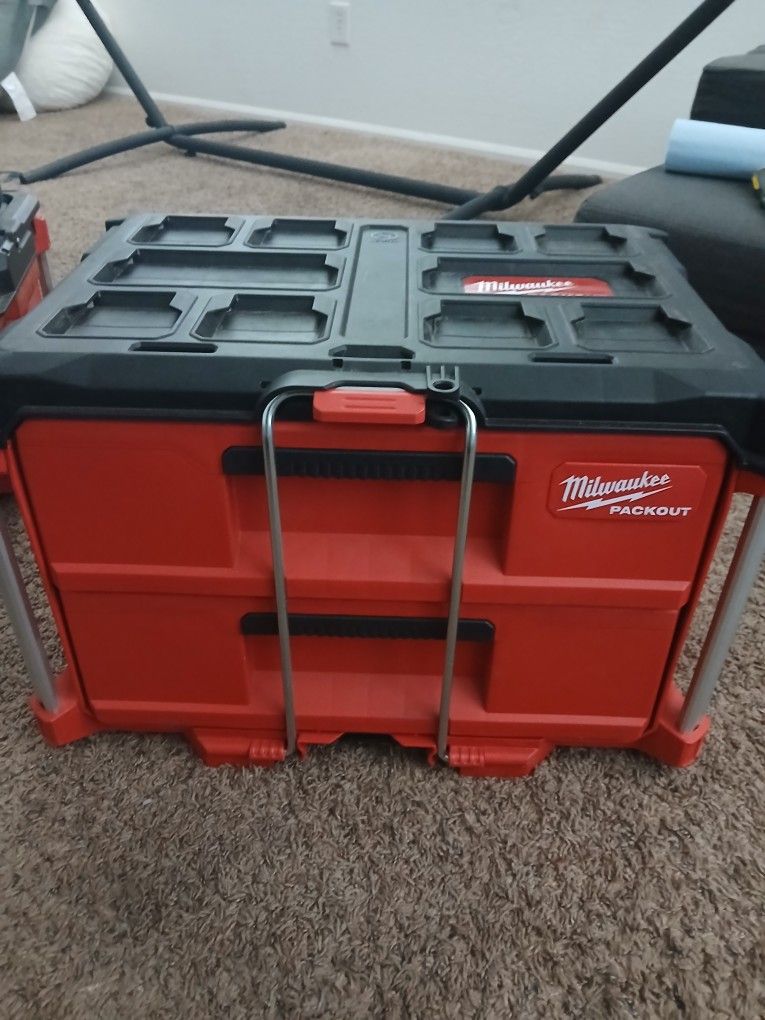 Milwaukee PACKOUT 22 in. Modular 2-Drawer Tool Box Black/Red