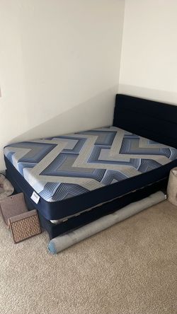 Revive by Living Spaces R2 Max Mattress – 1 Year Old