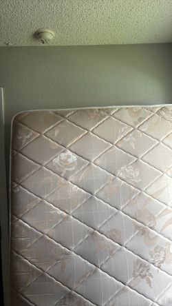 Full mattress
