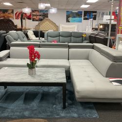 Elegant Sectional Couch Available In Multiple Colors For Sale (New) 50% OFF
