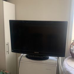 Panasonic Tv 32” 