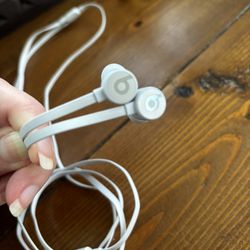 New Beats Wired Headphones 