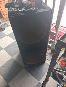 Speaker box