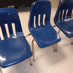 3 School Plastic Stackable Chairs