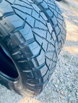 295-70-18  Nitto ridge grapplers (2)