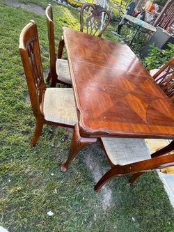 Woden Table and chairs (6)