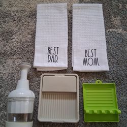 Kitchen Accessories Lot