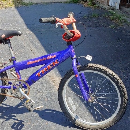 trek mountain lion 20 inch bicycle TREK Mountain Lion bike --Kids Bike for Sale in HOFFMAN EST, IL