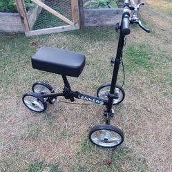 Elenker Knee Walker

Medical Cart