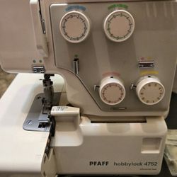 PFAFF HOBBYLOCK 4752