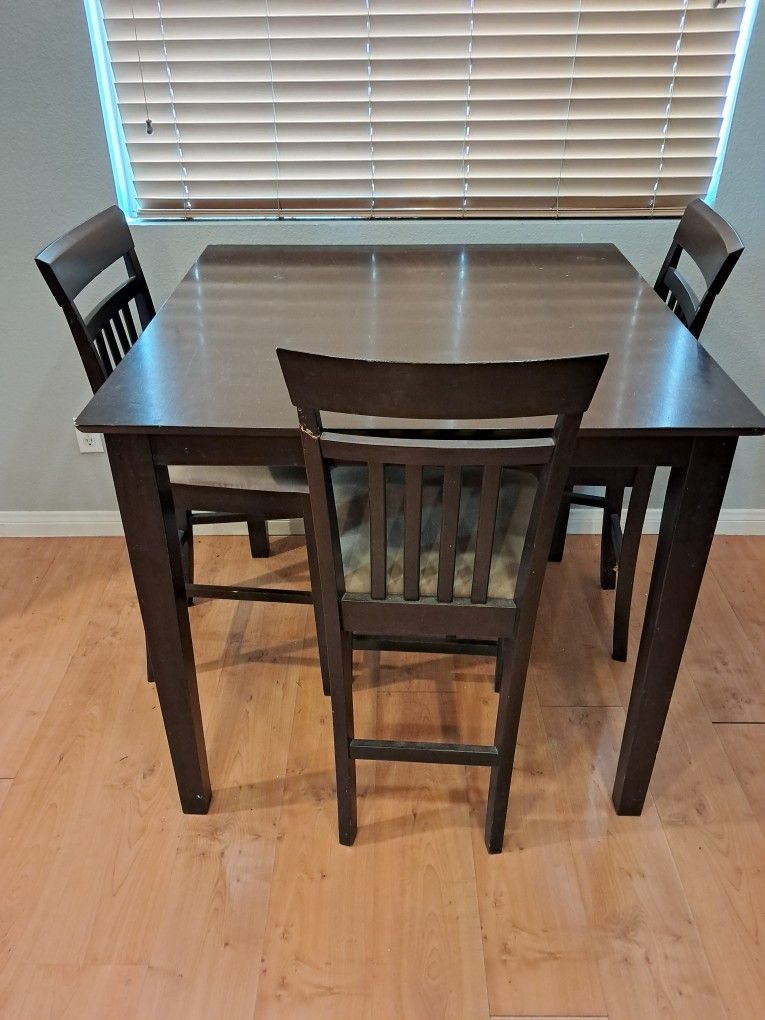 Dining Room Table