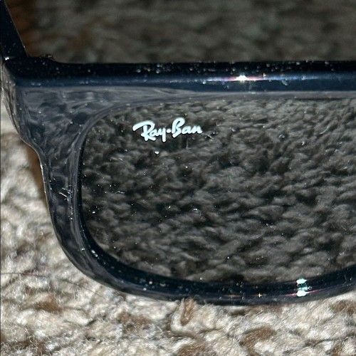 Ray Ban Black Wayfarer Sunglasses