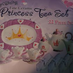 Brasskey Keepsakes Royal Fantasy Princess Tea Set