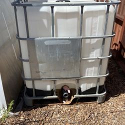 275 Gallon Tank 