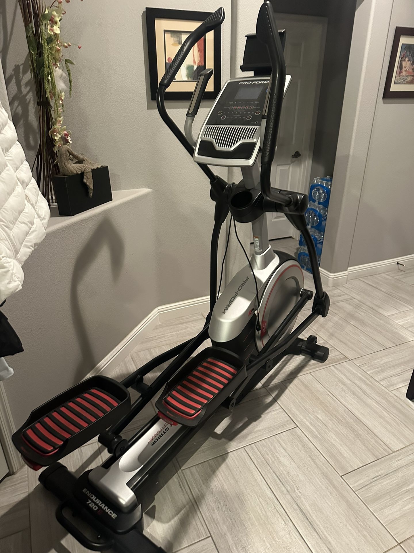 Elliptical Proform Endurance 720 E