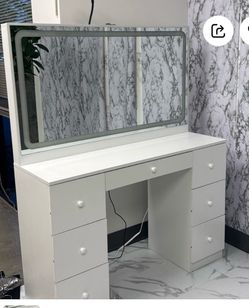 Light Vanity