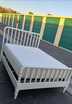 FULL BED FRAME WITH BOX AND MATTRESS