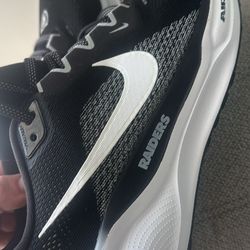 Unisex Las Vegas Raiders Nike Black Air Zoom Pegasus 41 Sneakers