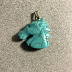 Good Turquoise Horse Head Pendant