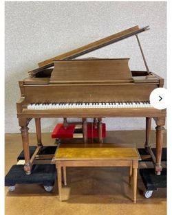 1930s Marshall And Wendell Baby Grand Piano With Bench. Serial No. 113780