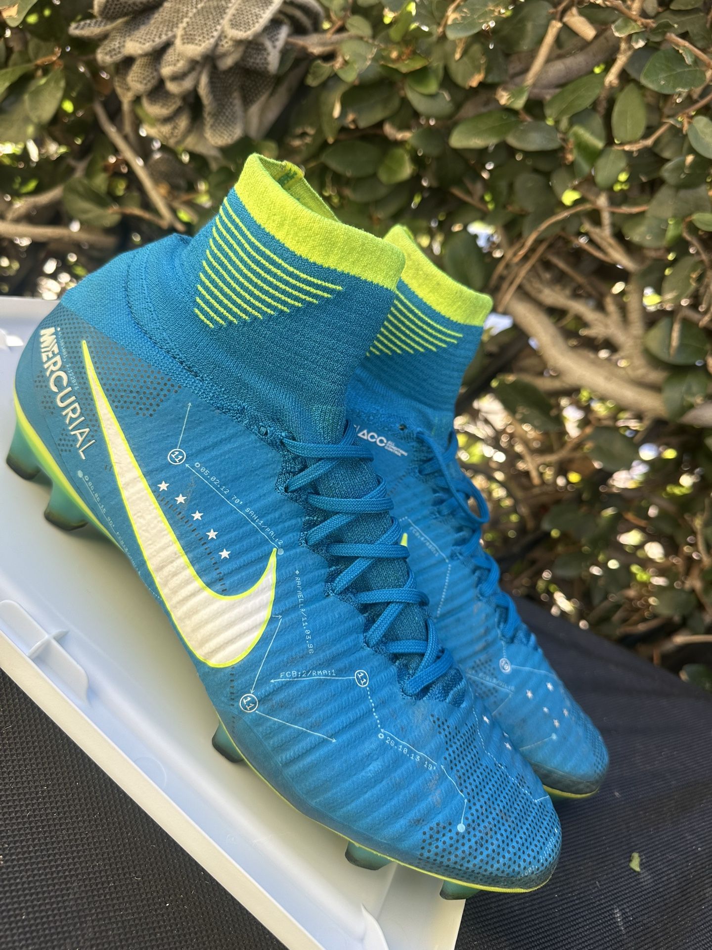 Nike Men's Mercurial Superfly V Neymar Jr FG Soccer Cleats