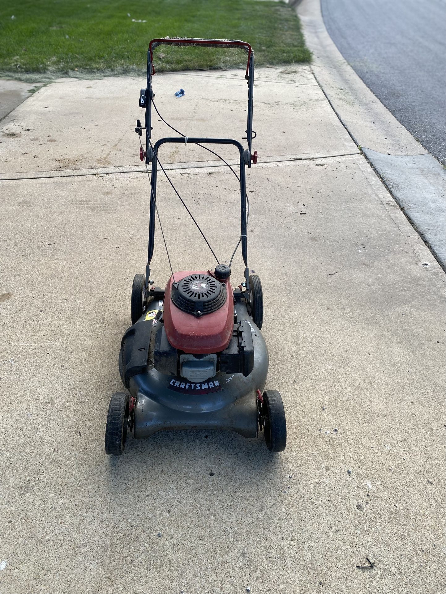 Craftsman walk behind mower DLM Honda engine