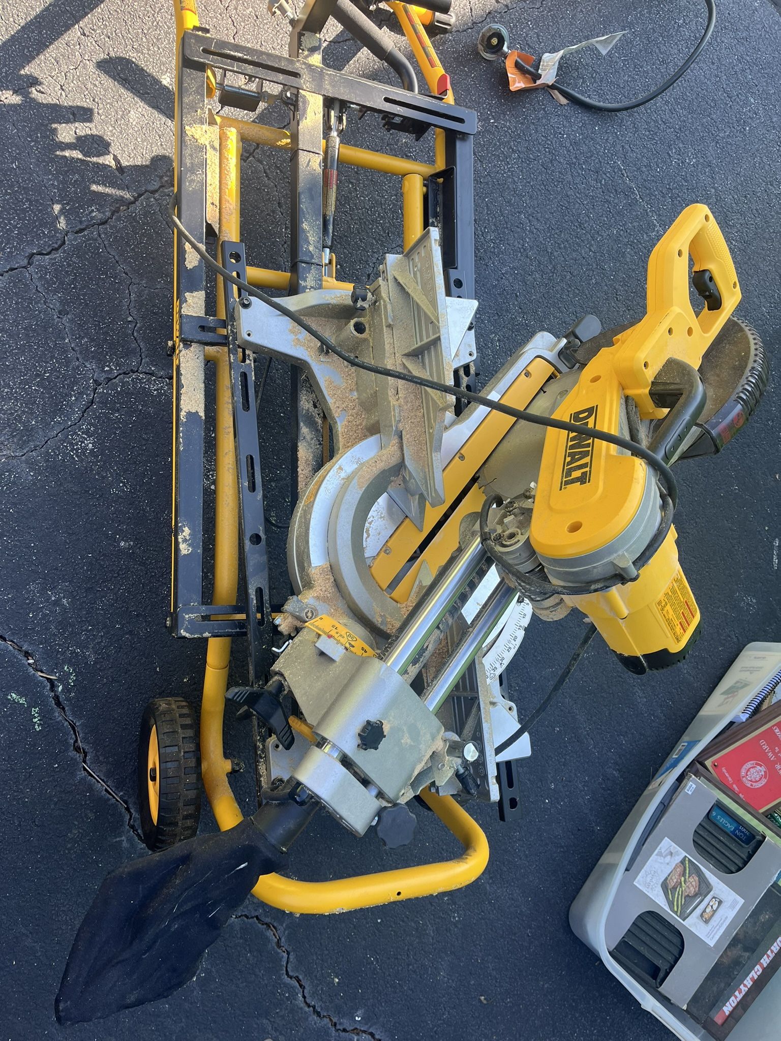 DeWalt Milter Saw