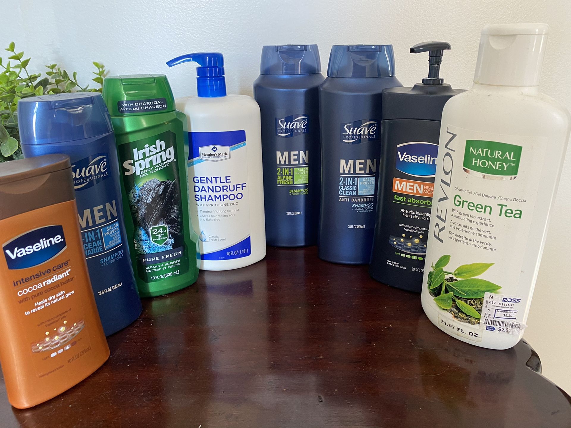 *Pending pickup* Free men’s shampoo and lotions