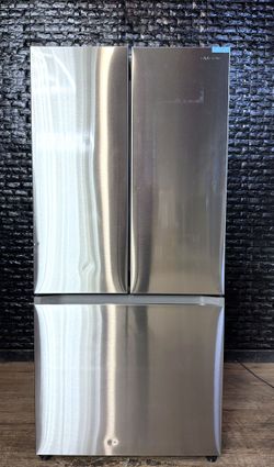 SAMSUNG REFRIGERATOR w/WARRANTY! R3584A