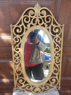 Vintage Syroco Gold Tone MCM Mirror Made In USA 2316