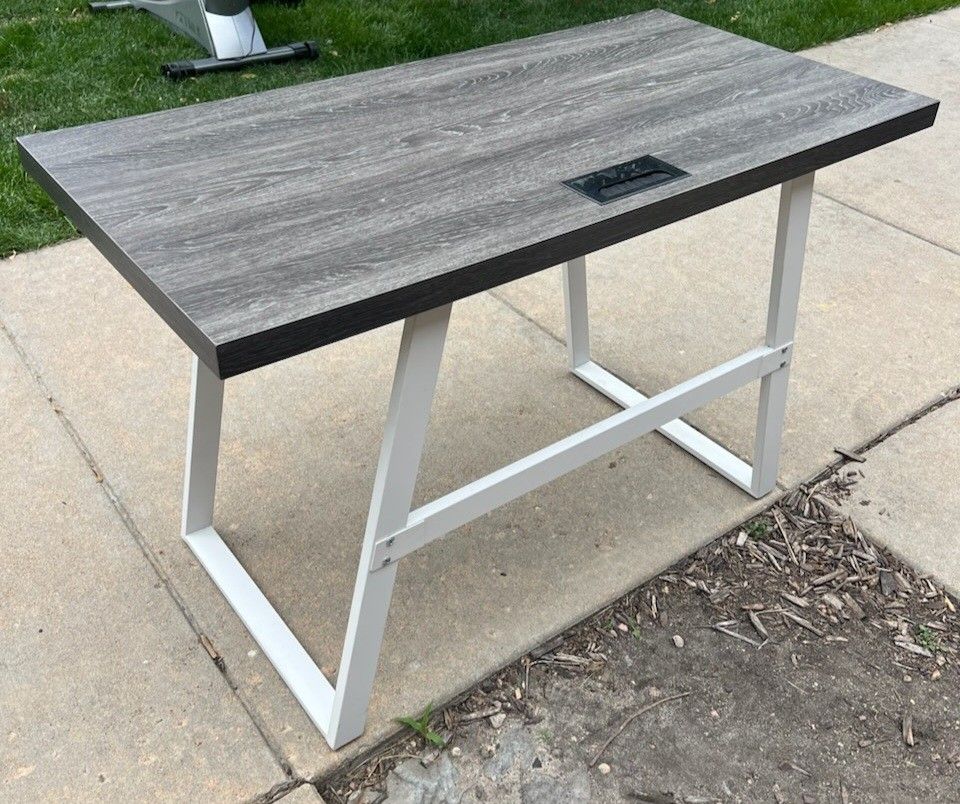 AMERICAN FURNITURE WAREHOUSE- Desk w/ grommet (Like New).