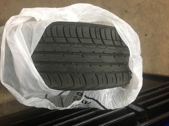 255/35\20 used tire for sale 90% life left $100