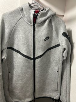 Nike tech size small