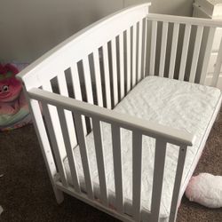 Baby Crib With Mattress