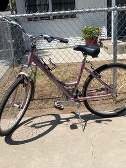 Raleigh women’s bike 26 inch