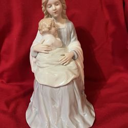 Mother And Child Figurine 