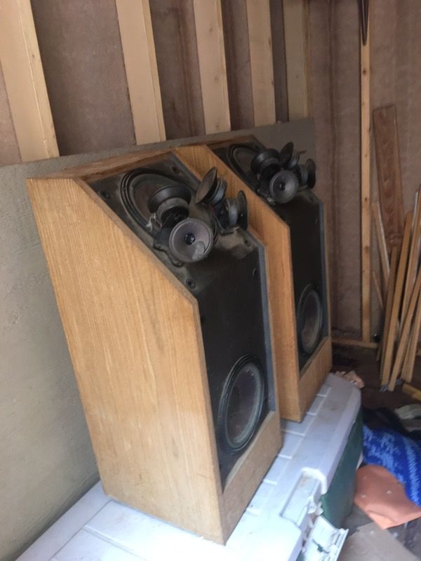Bose 601 series III speakers