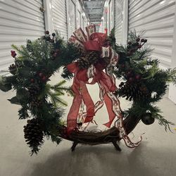 Standing Christmas Centerpiece Wreath 