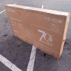 -FIRM PRICE NON-NEGOTIABLE- 75 IN. TOSHIBA QLED SMART 🔥 TV W/REMOTE 