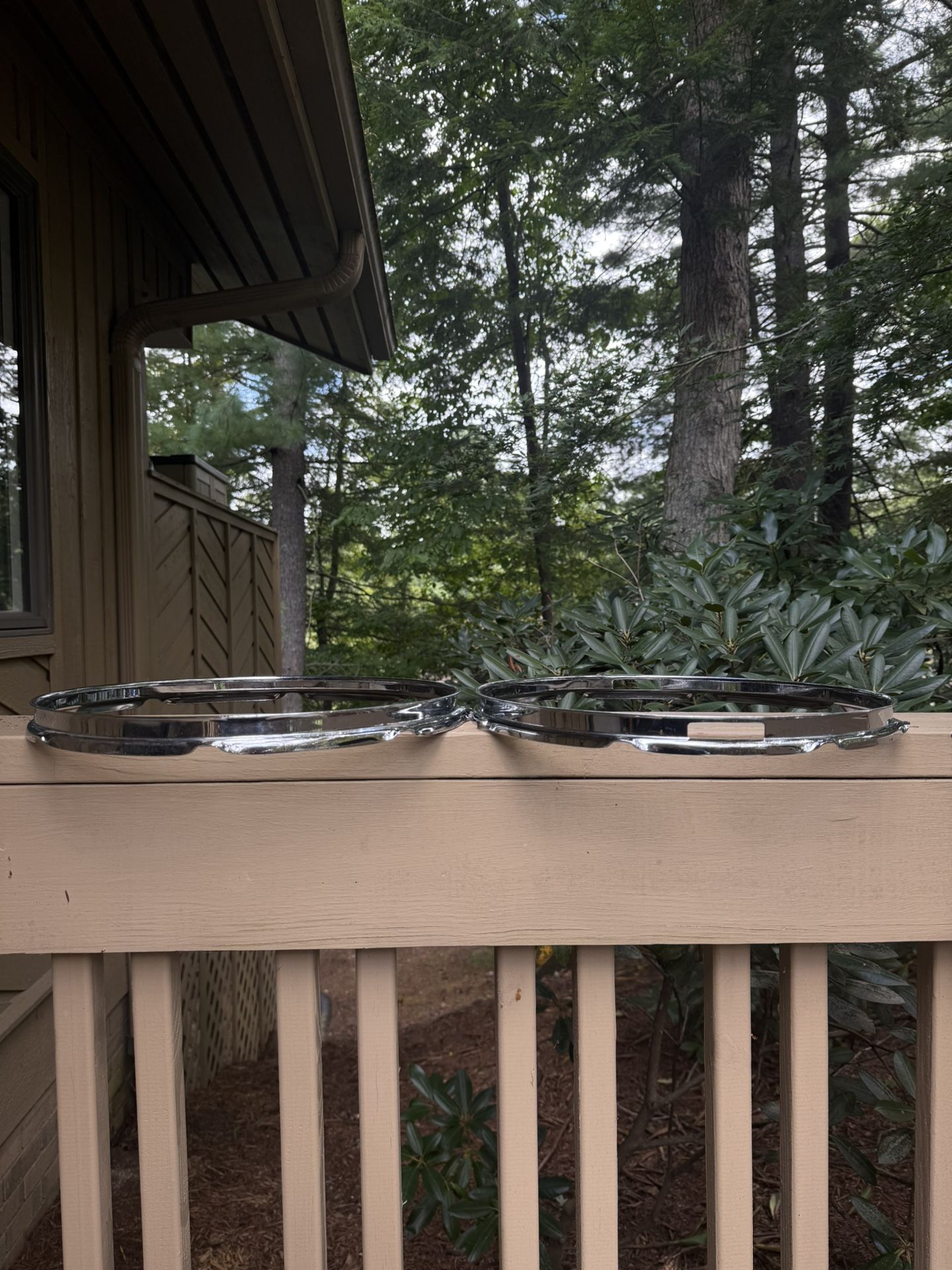 60s LUDWIG COB Chrome Over Brass 8-lug snare hoop set