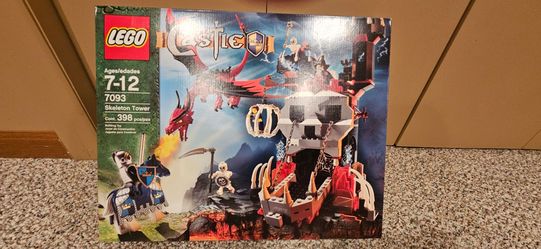 LEGO SKELTON TOWER CASTLE