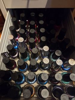 Nail polish (huge lot- price for ALL, NOT EACH)