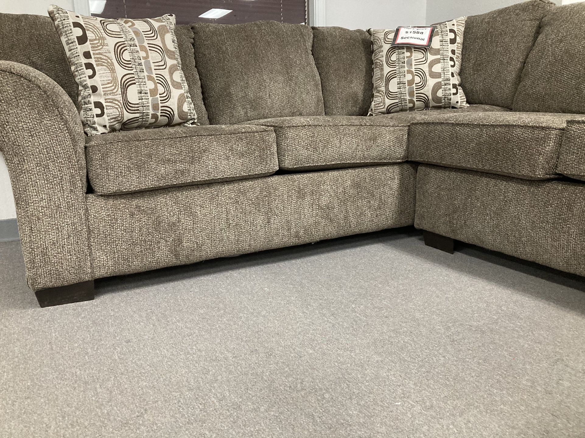 Brand New Jesse Coco Sectional With Reversible Ottoman! Low As $39 Down! No Credit Needed
