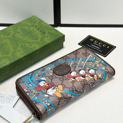 Authentic Gucci x Disney Donald Duck GG Zip Wallet