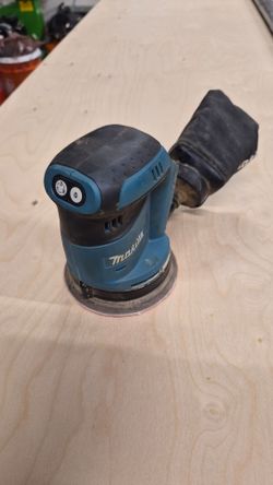 Makita Cordless Palm Sander LXT