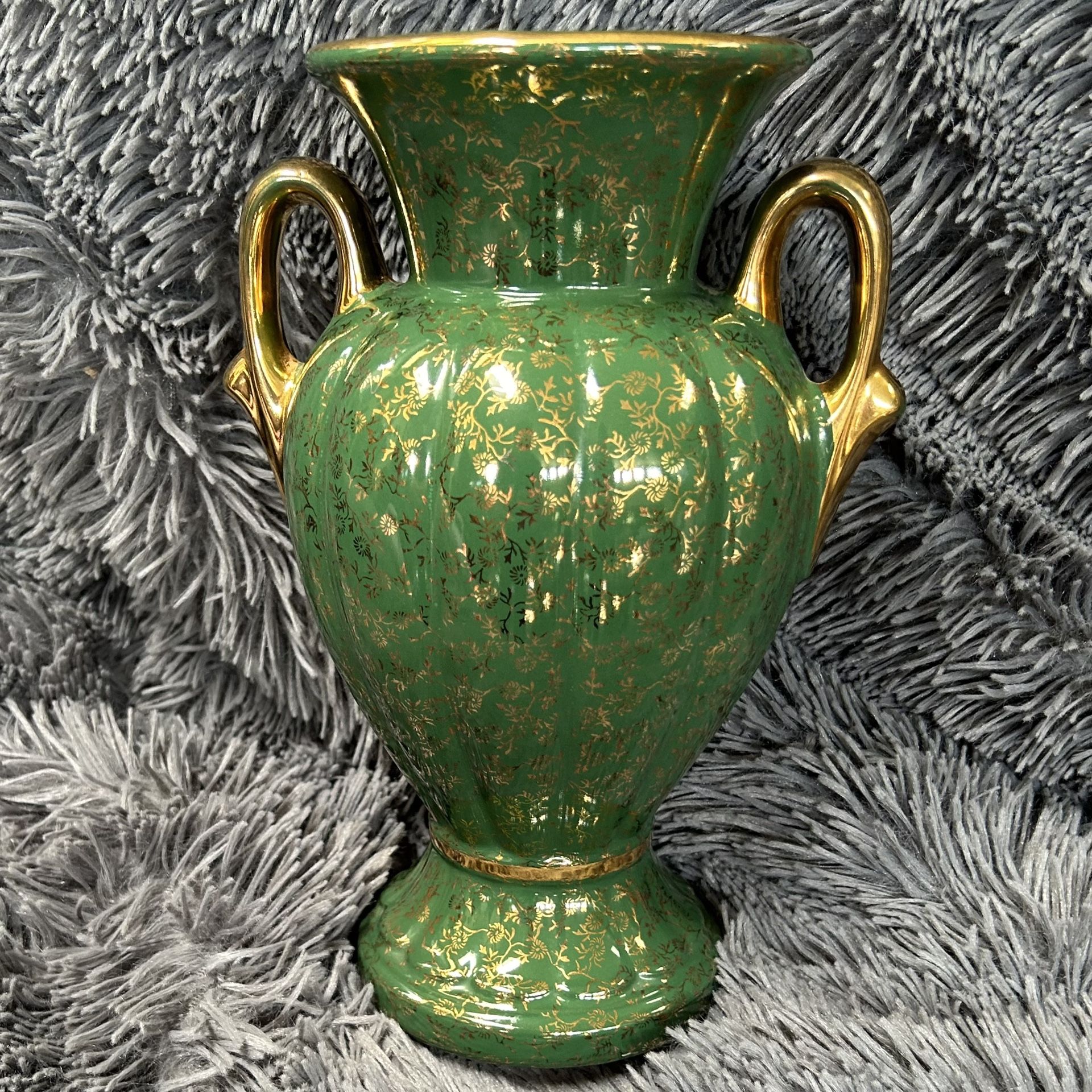 Vintage Pearl China co 22kt Gold Vase Green 10 inch